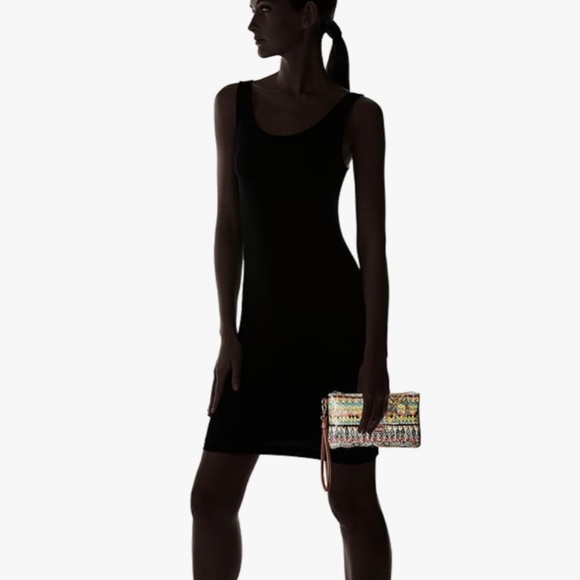 Sakroots Phone Charging Wristlet Artist Circle One World Natural/Brown - Picture 5 of 5